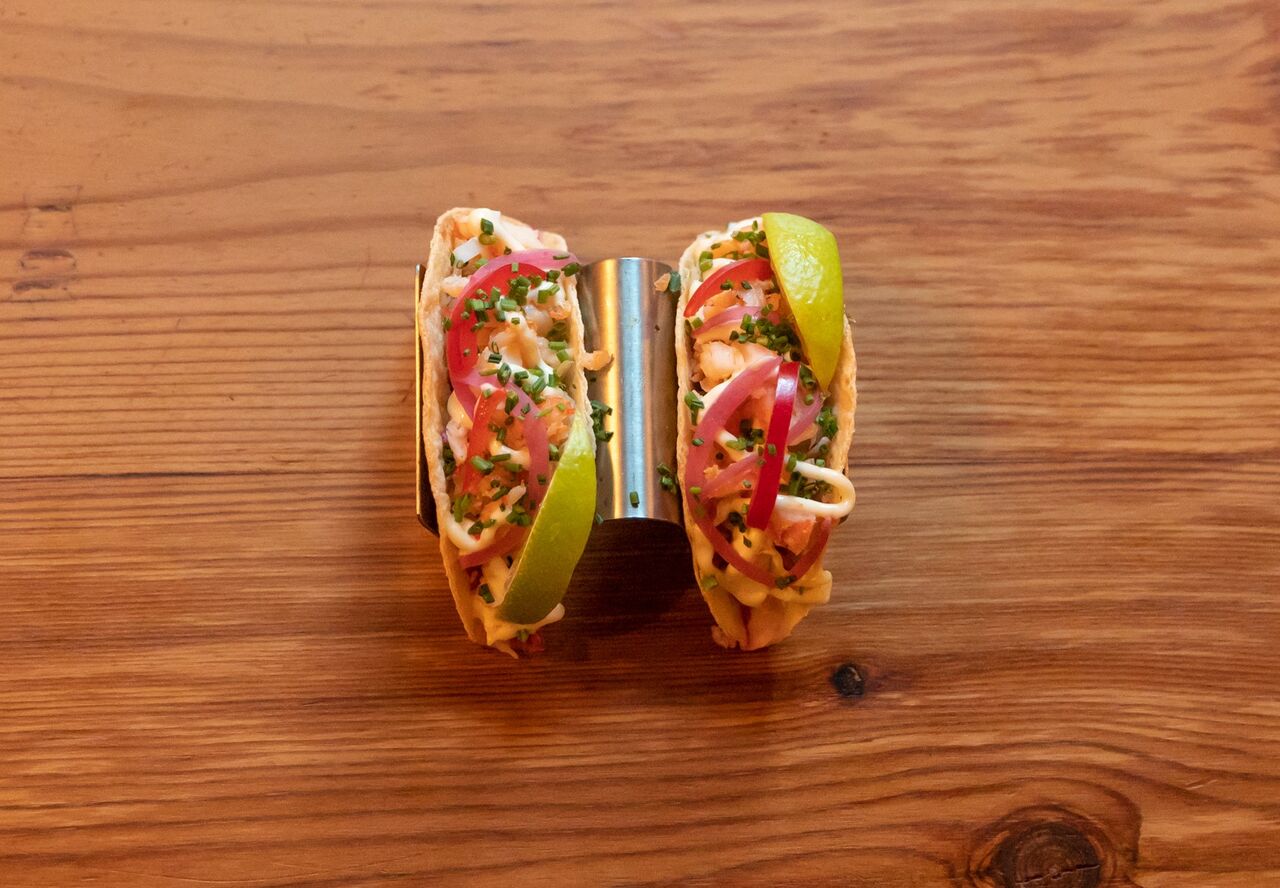 JÁ EXPERIMENTOU OS NOSSOS TACOS DE CAMARÃO?